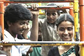 ஒரு இசையென மனதில் காதலை இழையோட வைத்த முகங்கள்..